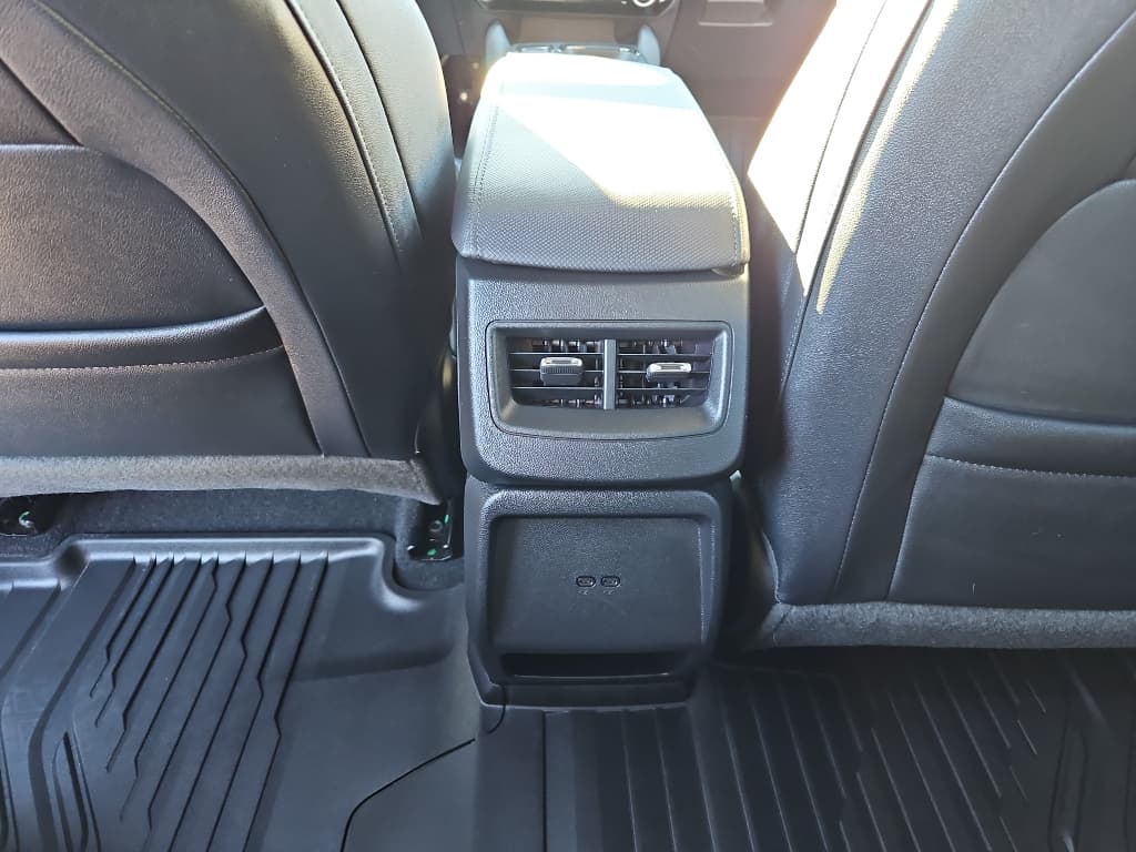 2025 Chevrolet Equinox EV view 14