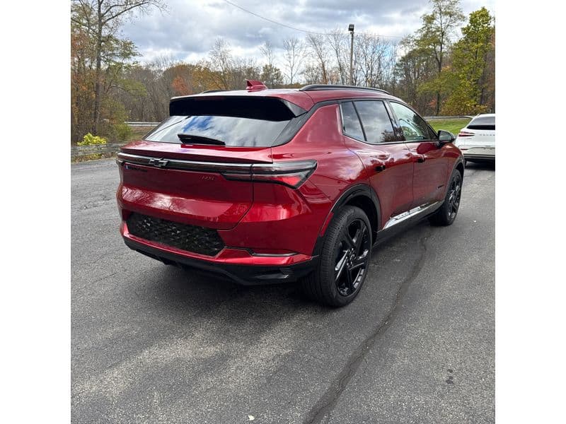2025 Chevrolet Equinox EV view 3