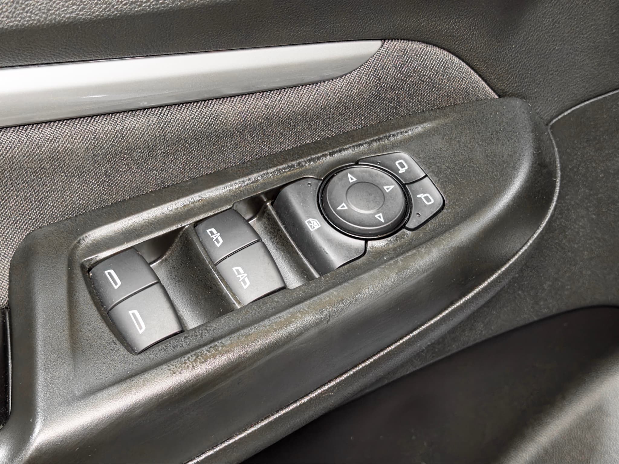 2022 Chevrolet Bolt EUV view 7