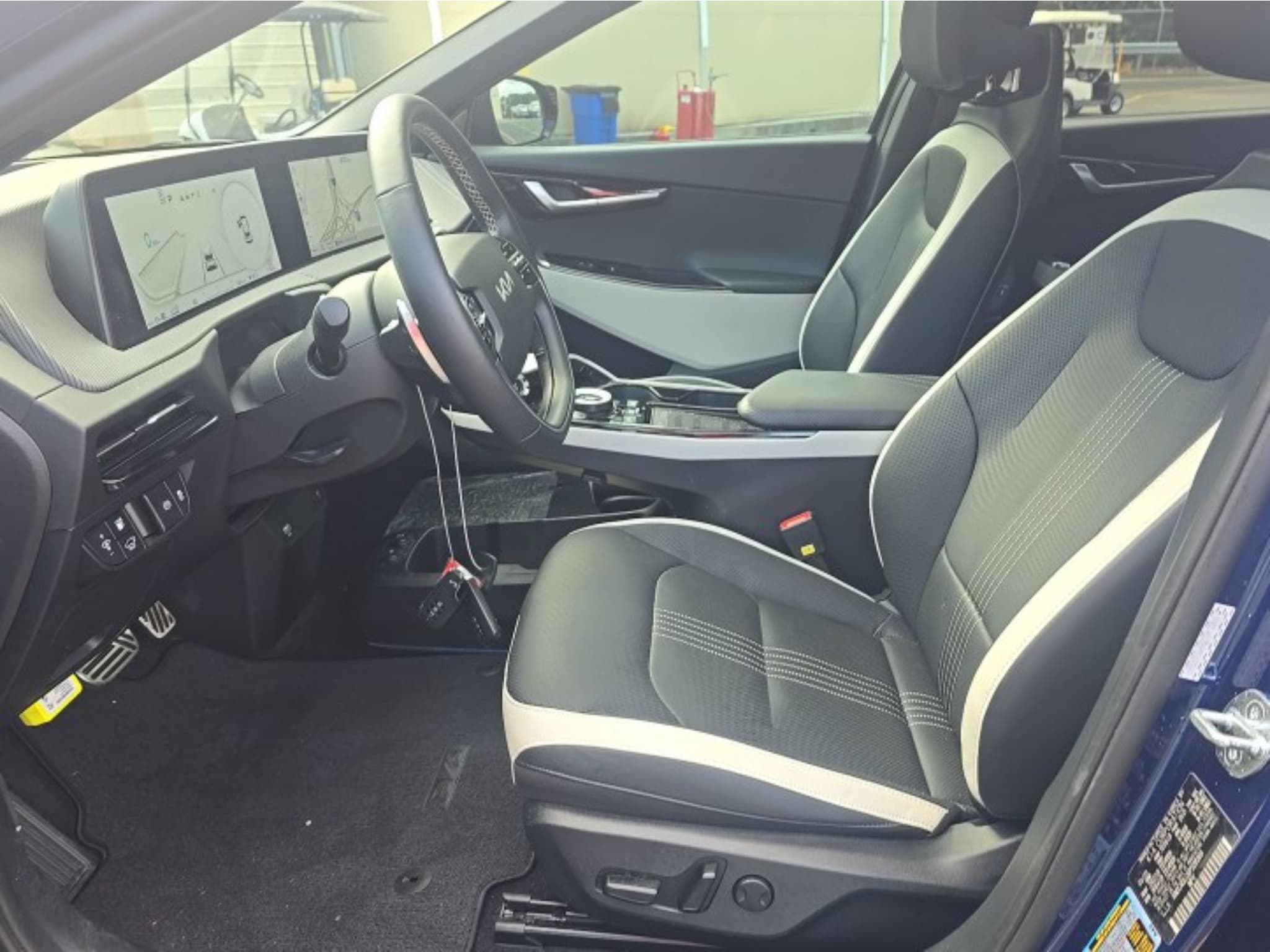 2023 Kia EV6 view 5