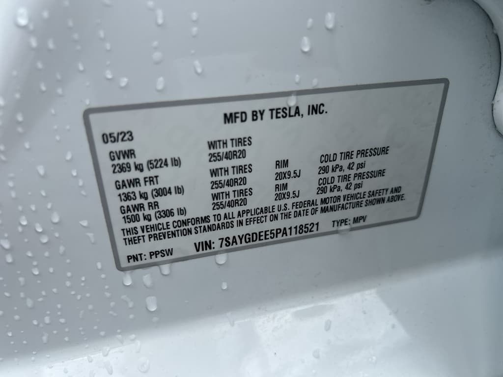 2023 Tesla Model Y view 24