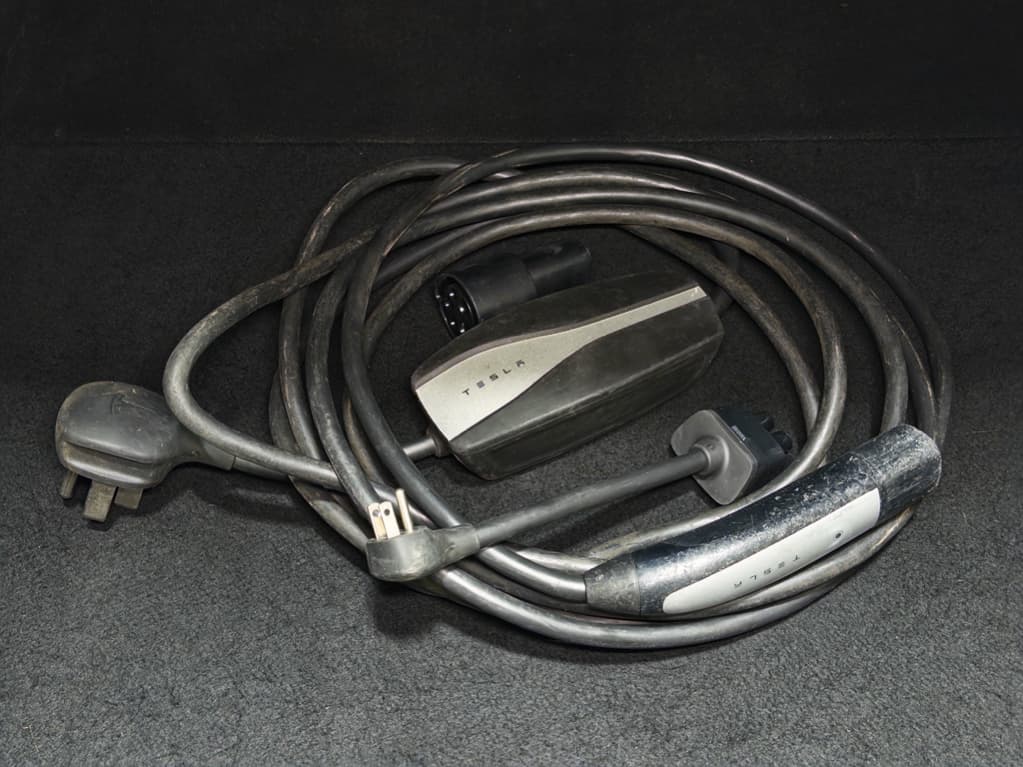 2018 Tesla Model 3 view 6