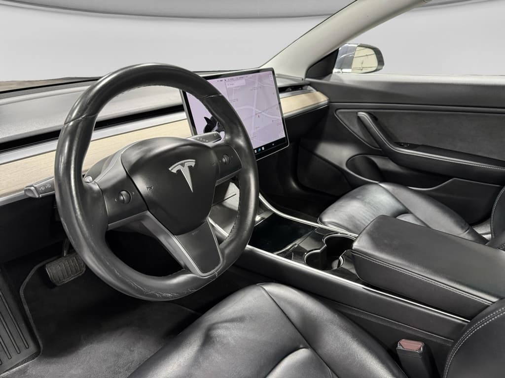 2018 Tesla Model 3 view 17