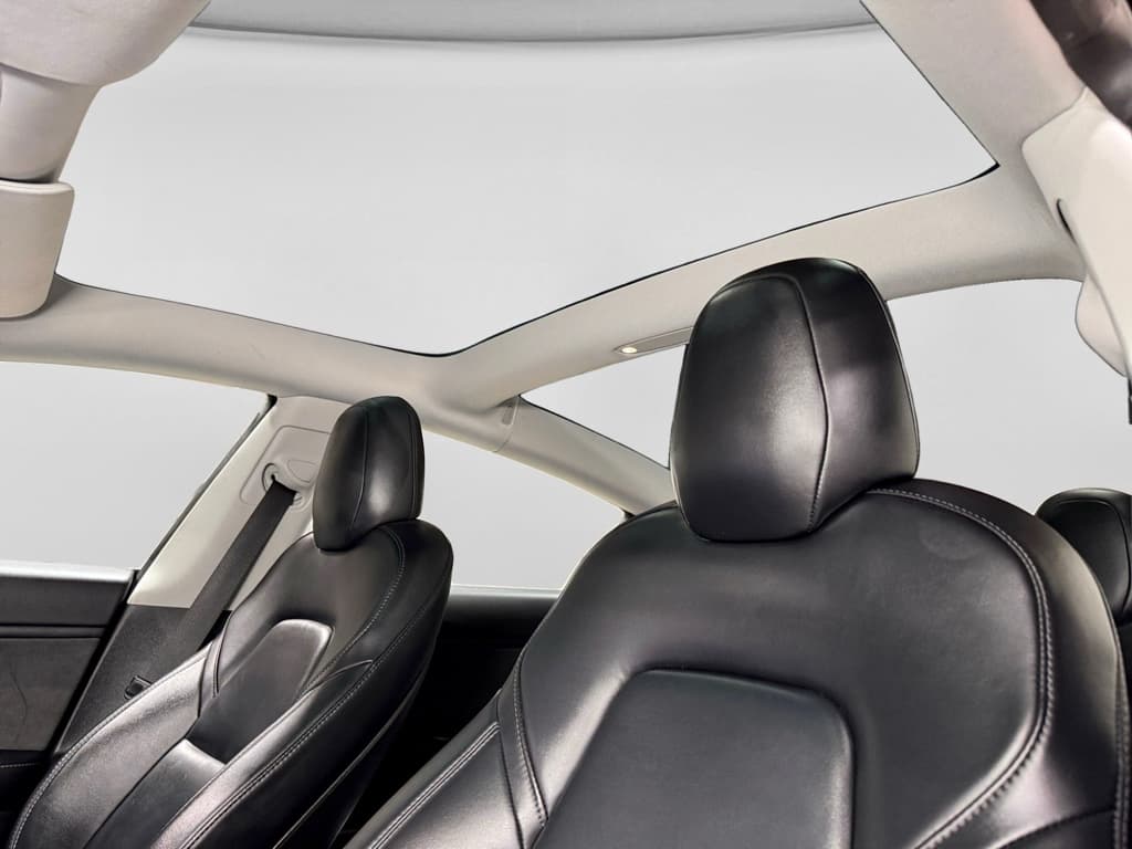 2018 Tesla Model 3 view 23