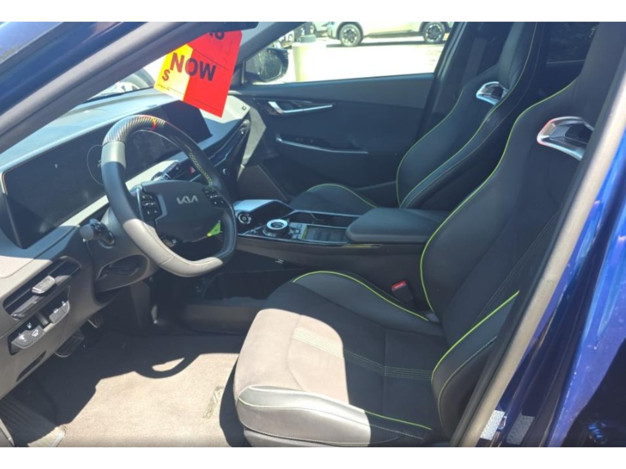 2023 Kia EV6 view 5