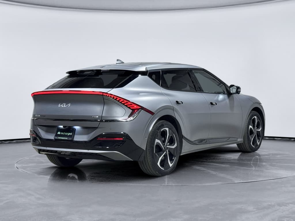 2023 Kia EV6 view 3