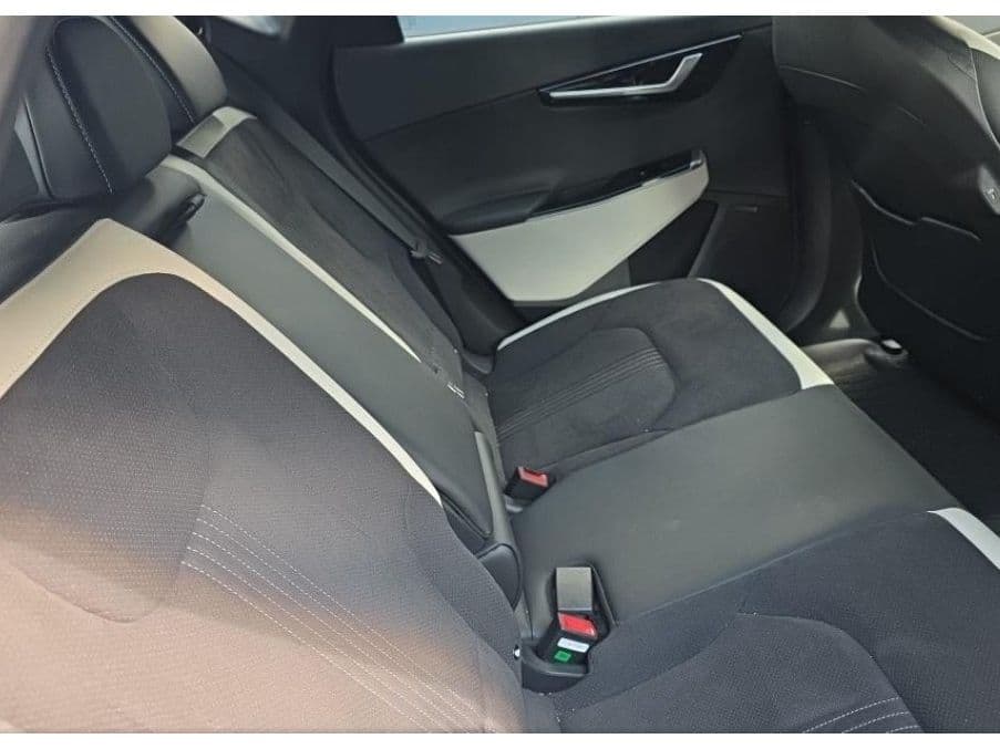2023 Kia EV6 view 6