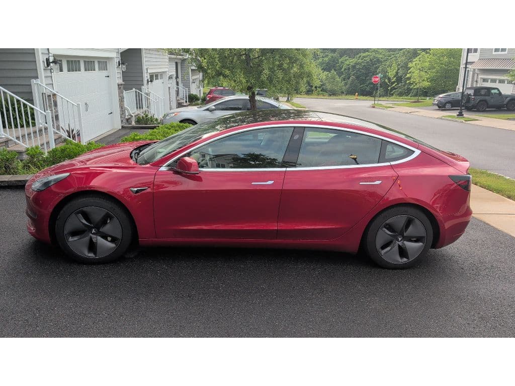 2018 Tesla Model 3 view 2