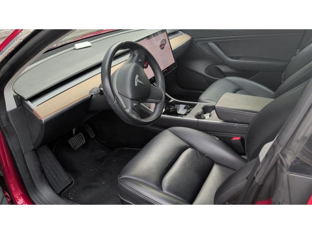 2018 Tesla Model 3 view 5