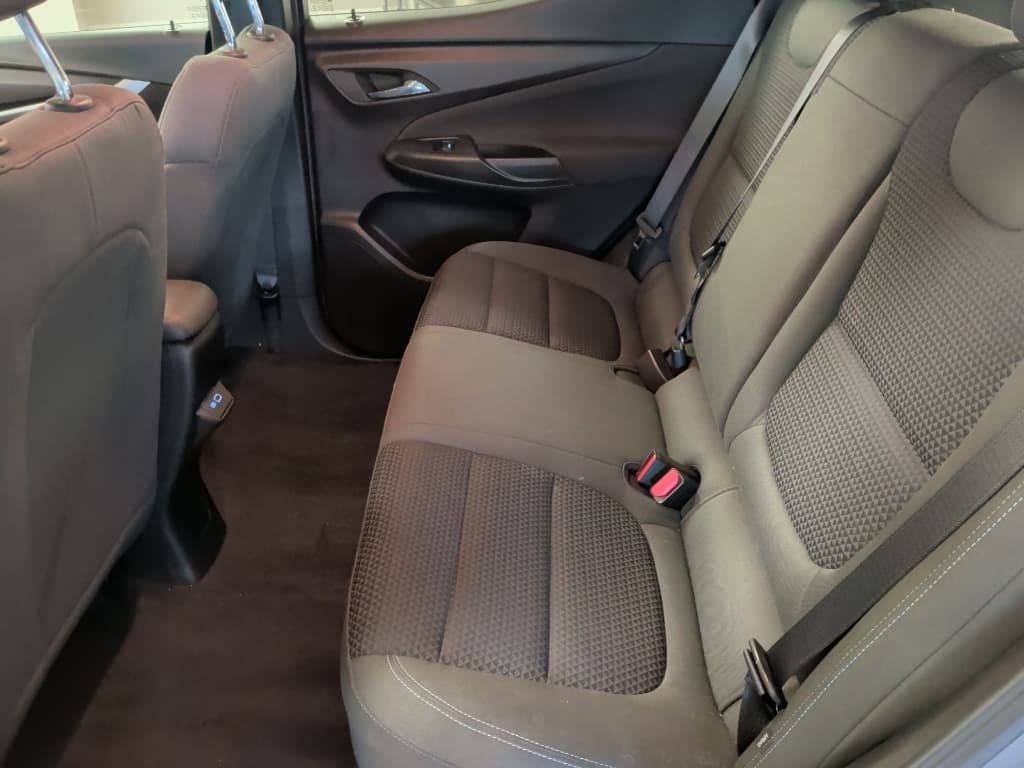 2023 Chevrolet Bolt EUV view 6