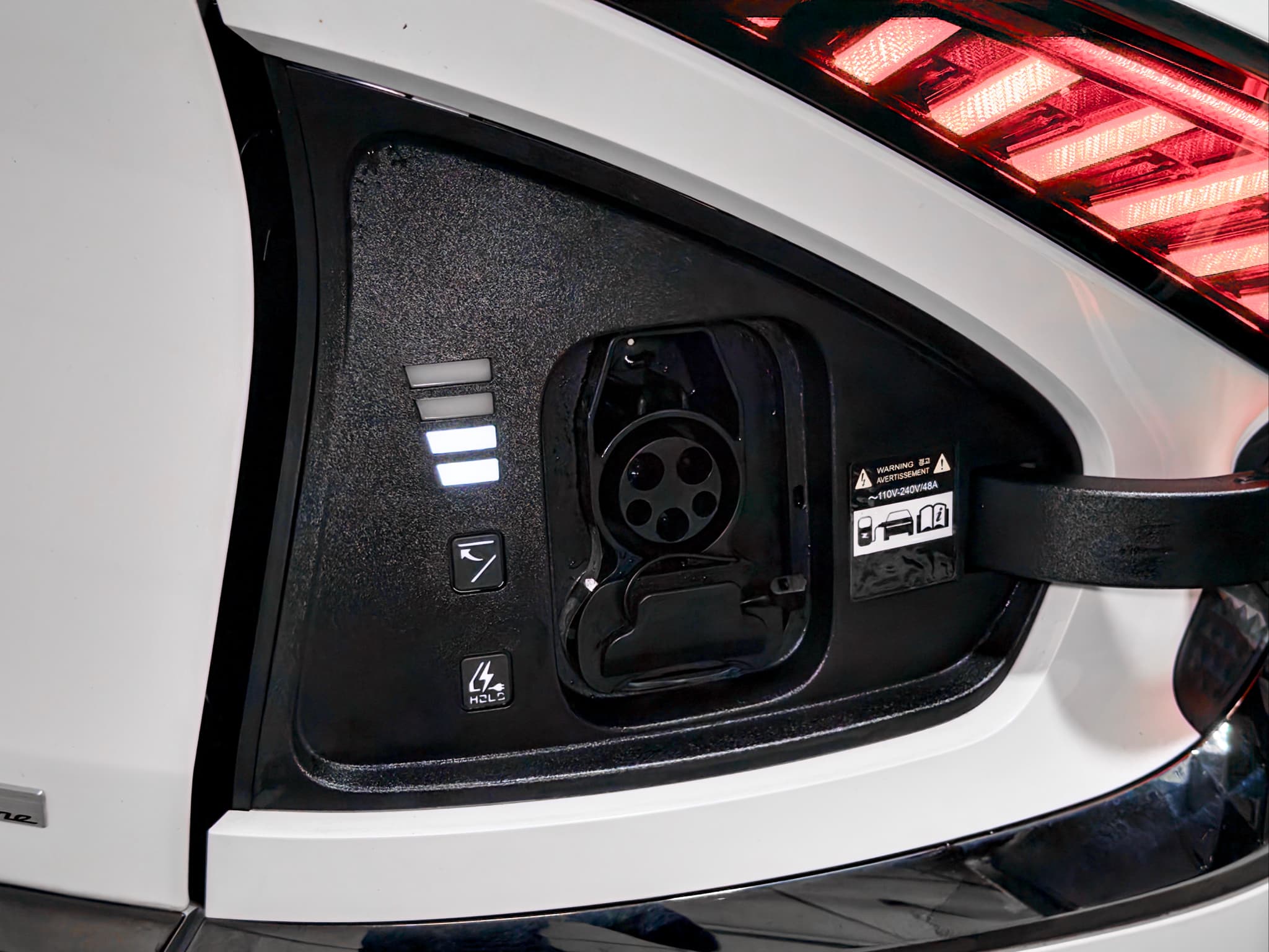 2023 Kia EV6 view 5