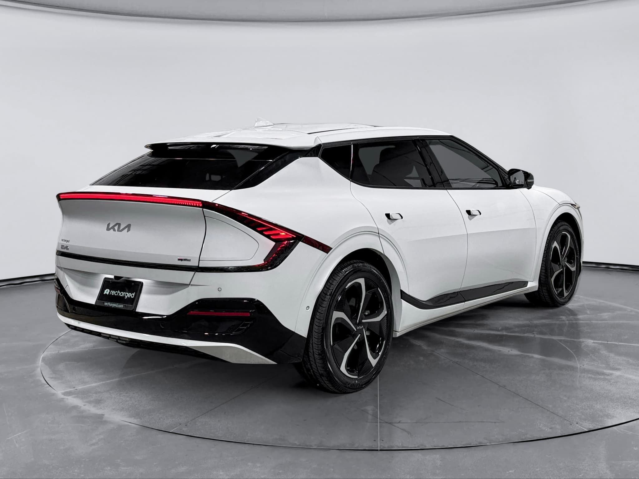 2023 Kia EV6 view 3