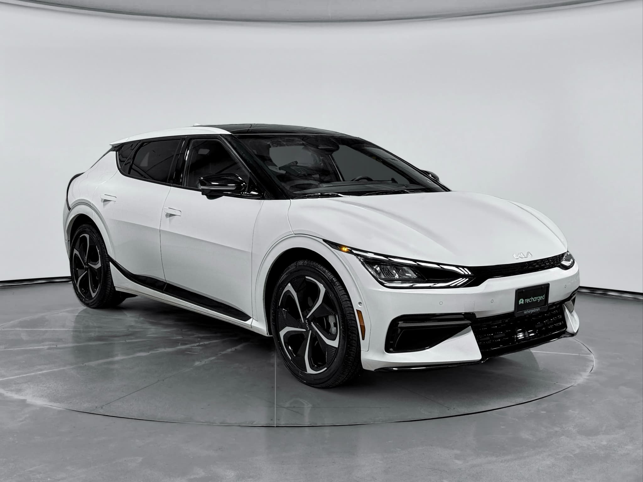 2023 Kia EV6 view 4