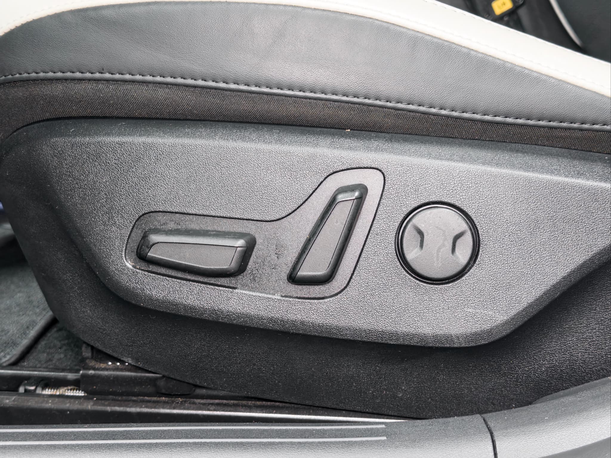 2023 Kia EV6 view 6