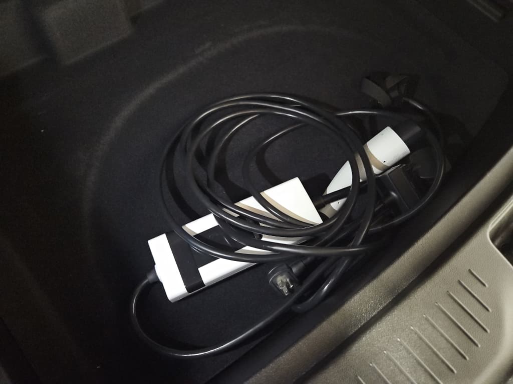 2023 Chevrolet Bolt EUV view 6