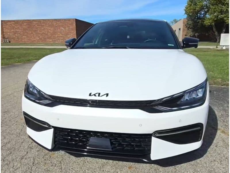 2023 Kia EV6 view 1