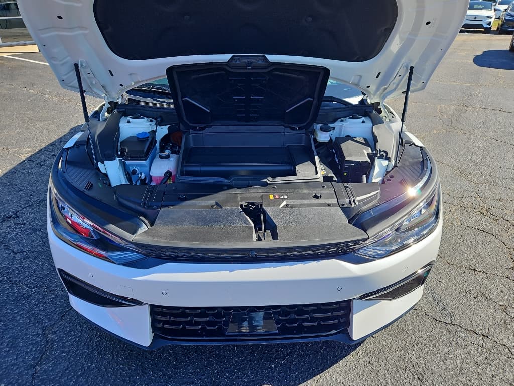 2023 Kia EV6 view 27