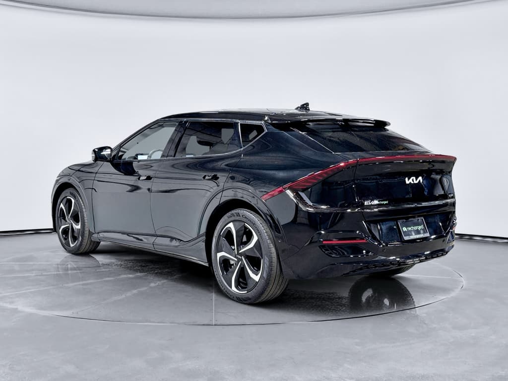 2023 Kia EV6 view 2