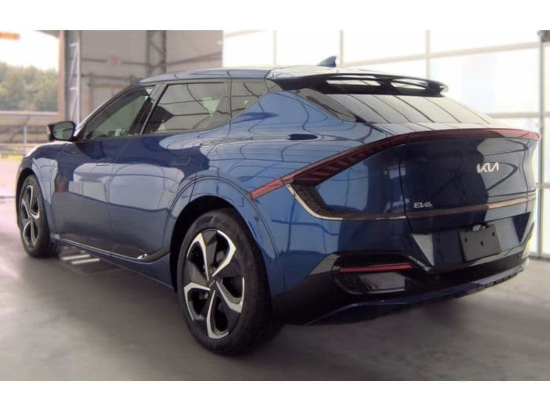 2023 Kia EV6 view 4