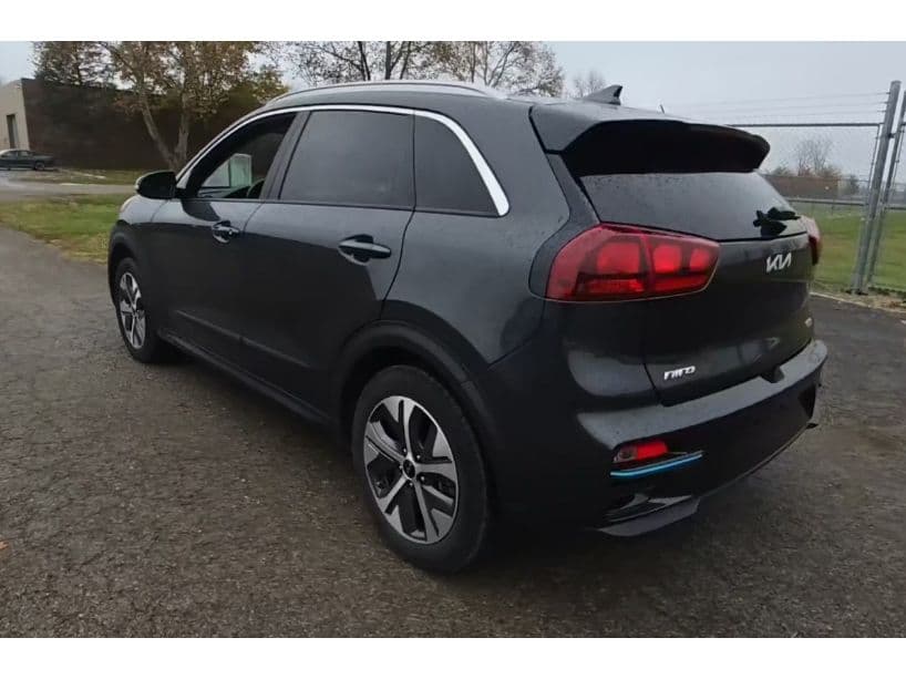 2022 Kia Niro EV view 2