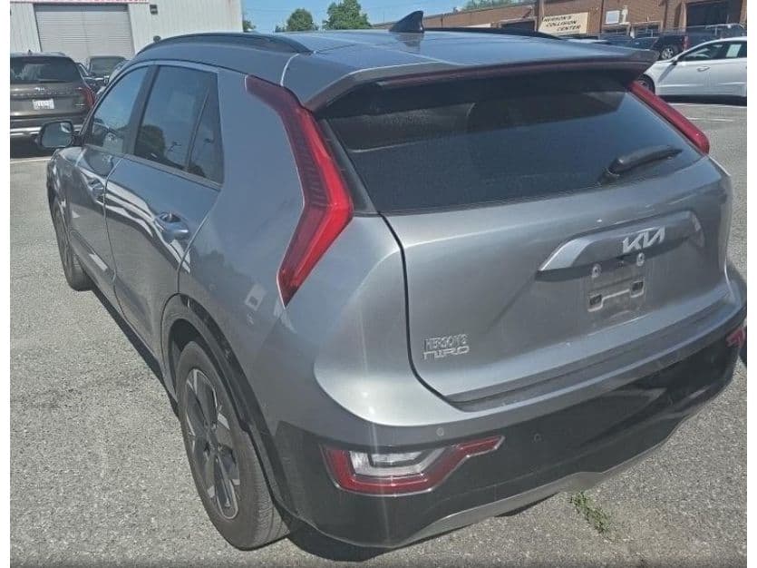 2024 Kia Niro EV view 4