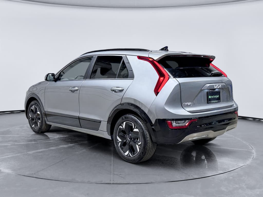 2024 Kia Niro EV view 2