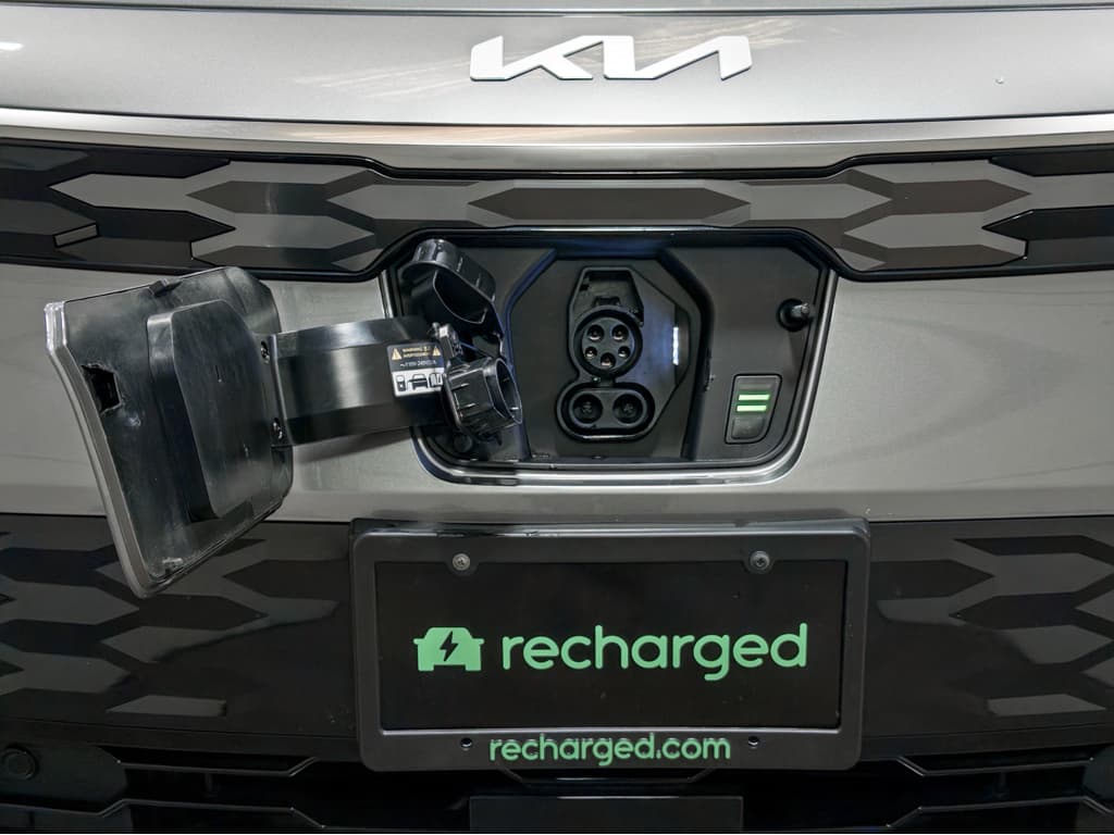 2024 Kia Niro EV view 5