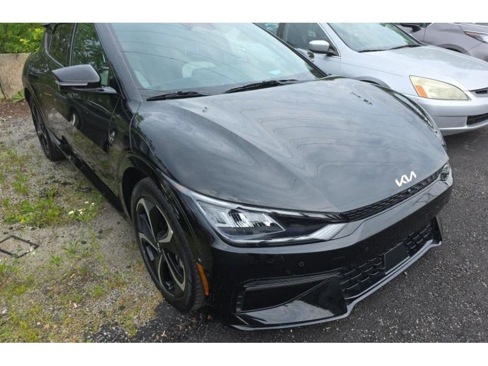 2023 Kia EV6 view 2