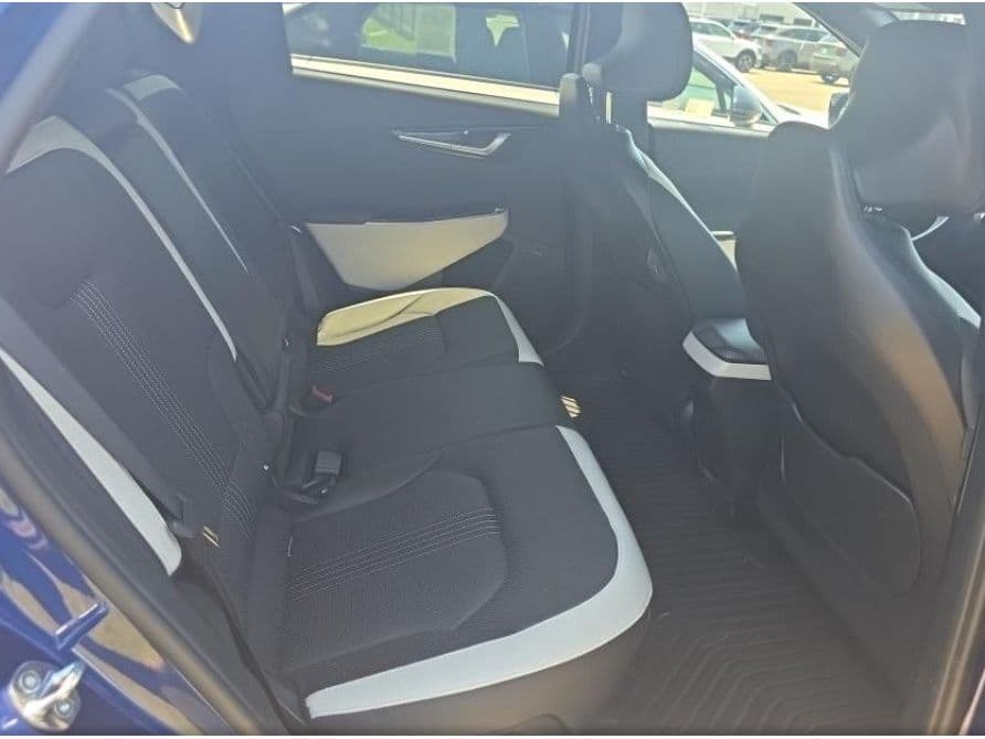 2023 Kia EV6 view 6