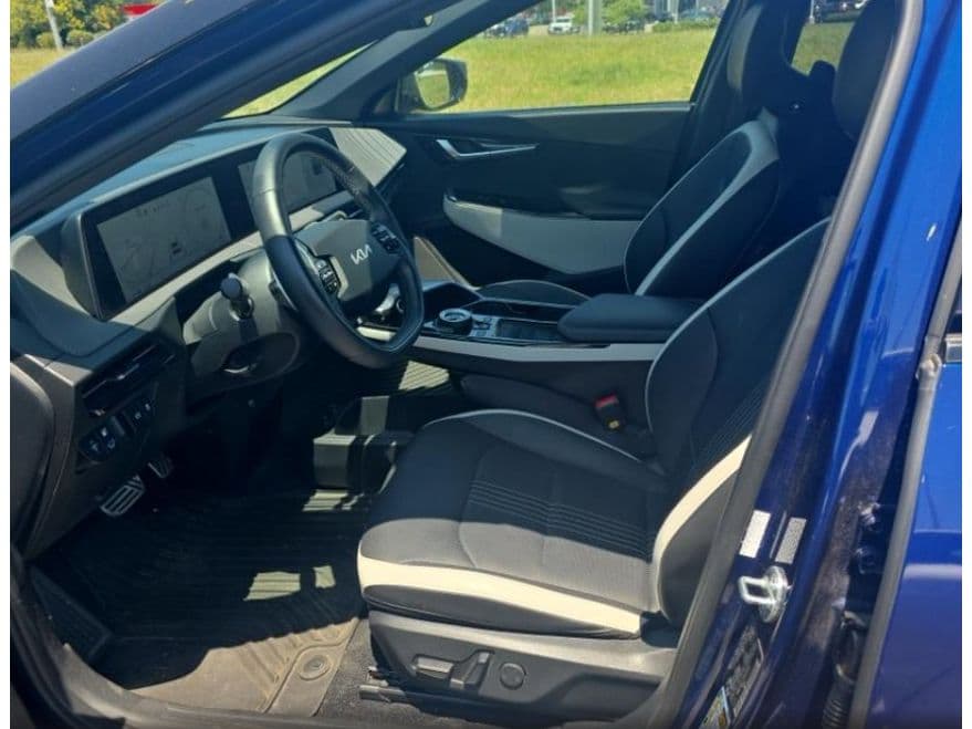 2023 Kia EV6 view 5
