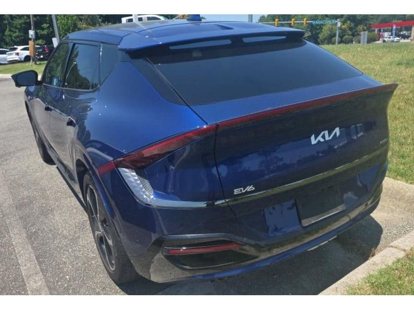 2023 Kia EV6 view 4