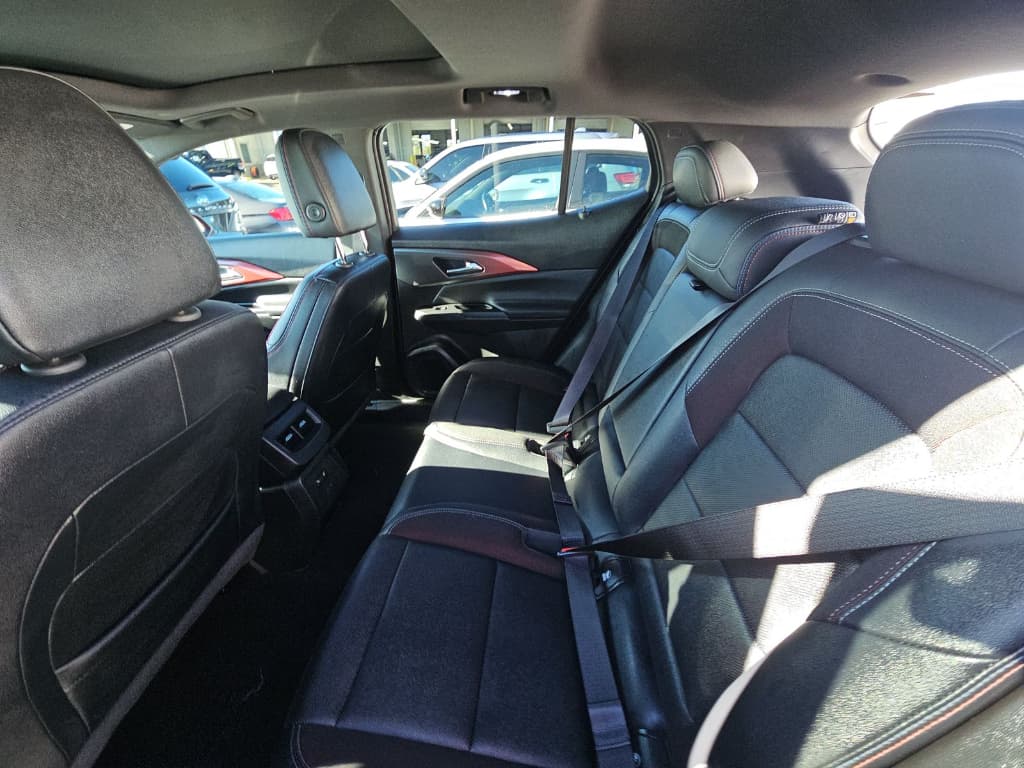 2025 Chevrolet Equinox EV view 6