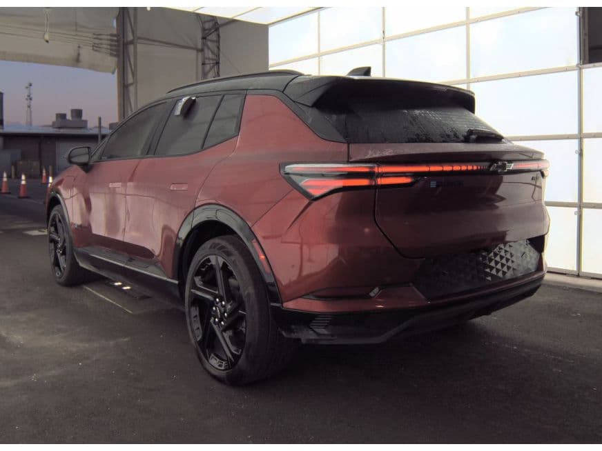 2026 Chevrolet Equinox EV view 4