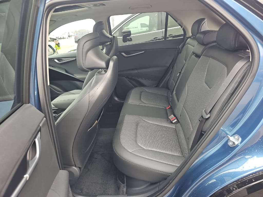 2024 Kia Niro view 6