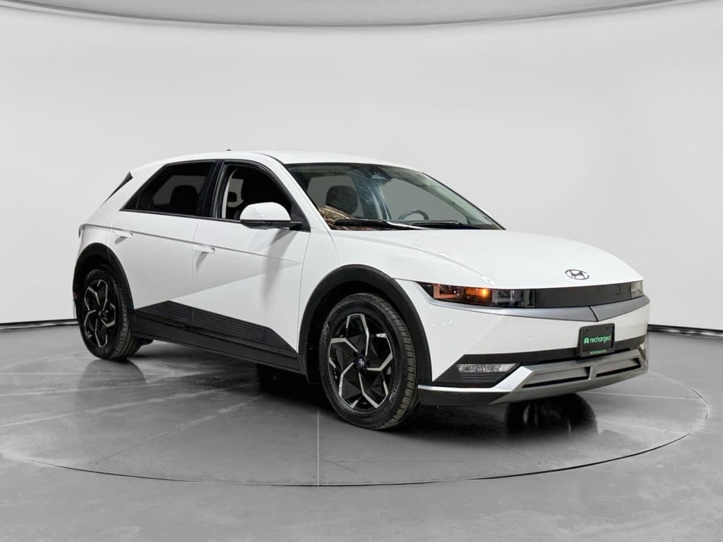 2023 Hyundai IONIQ 5 view 4