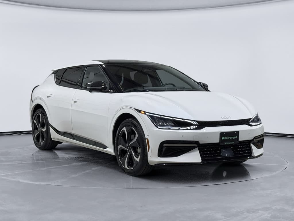 2023 Kia EV6 view 4