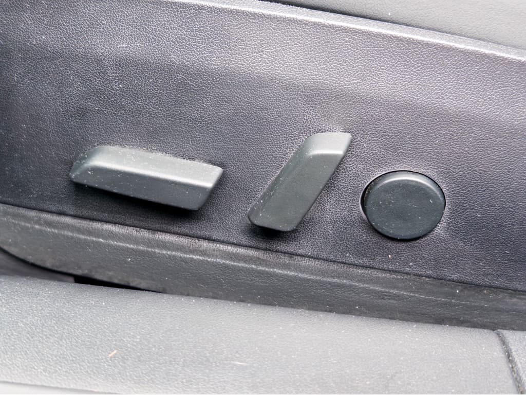 2018 Tesla Model 3 view 7