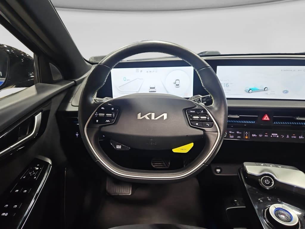 2023 Kia EV6 view 7