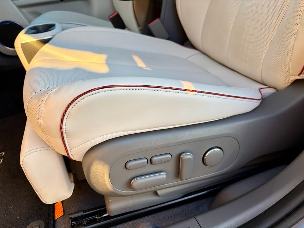 2023 Hyundai IONIQ 5 view 6