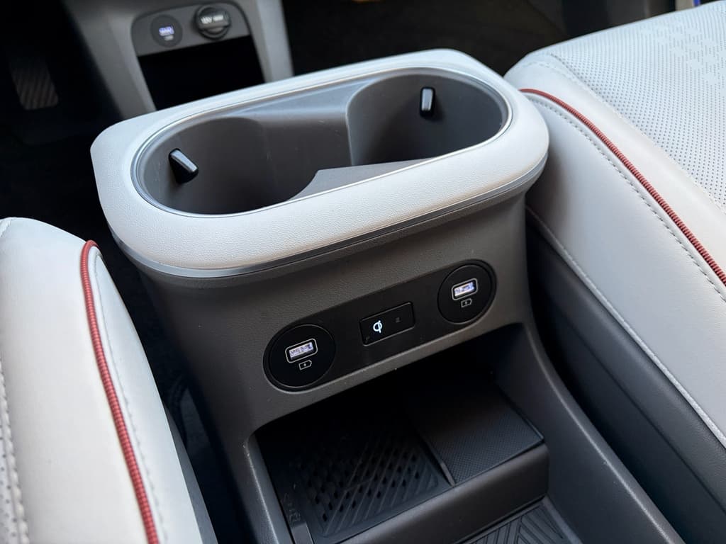 2023 Hyundai IONIQ 5 view 18