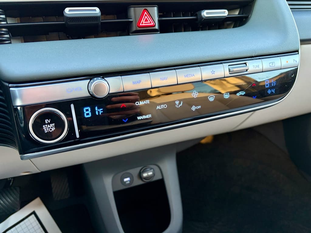 2023 Hyundai IONIQ 5 view 15