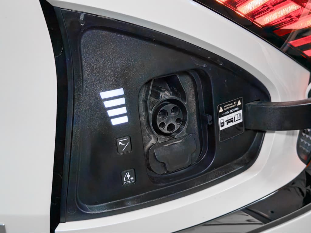 2023 Kia EV6 view 5