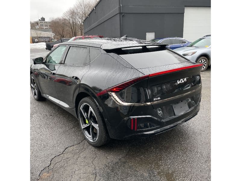2023 Kia EV6 view 3