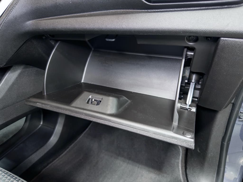 2023 Chevrolet Bolt EV view 19