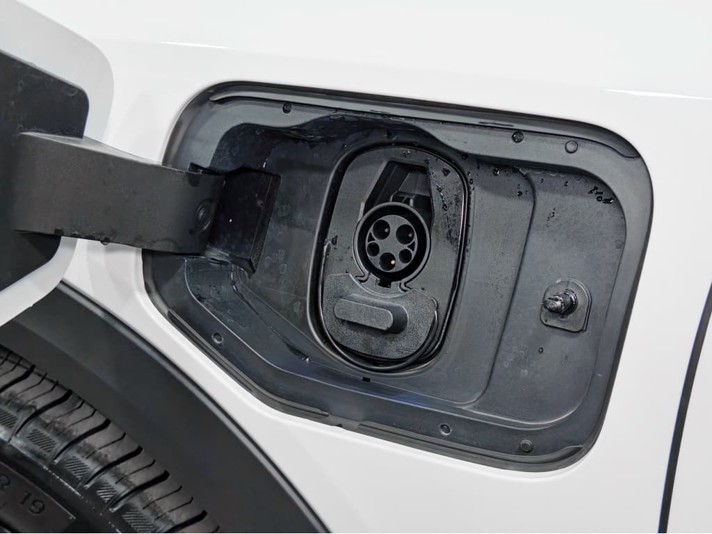 2026 Chevrolet Equinox EV view 5
