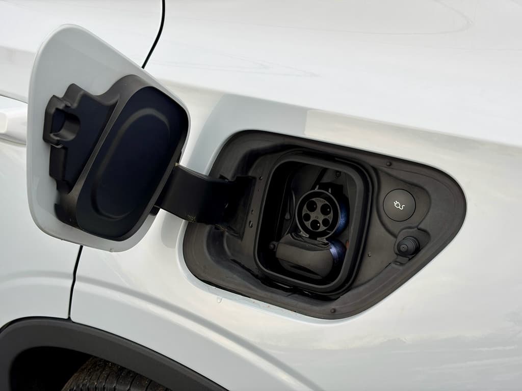 2023 Polestar Polestar 2 view 5