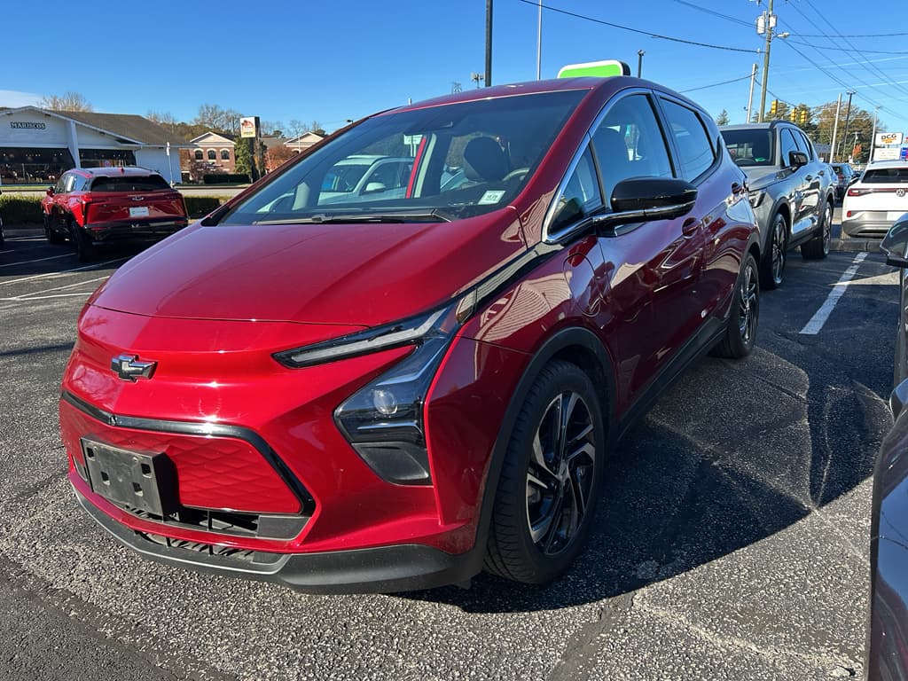 2023 Chevrolet Bolt EV view 1