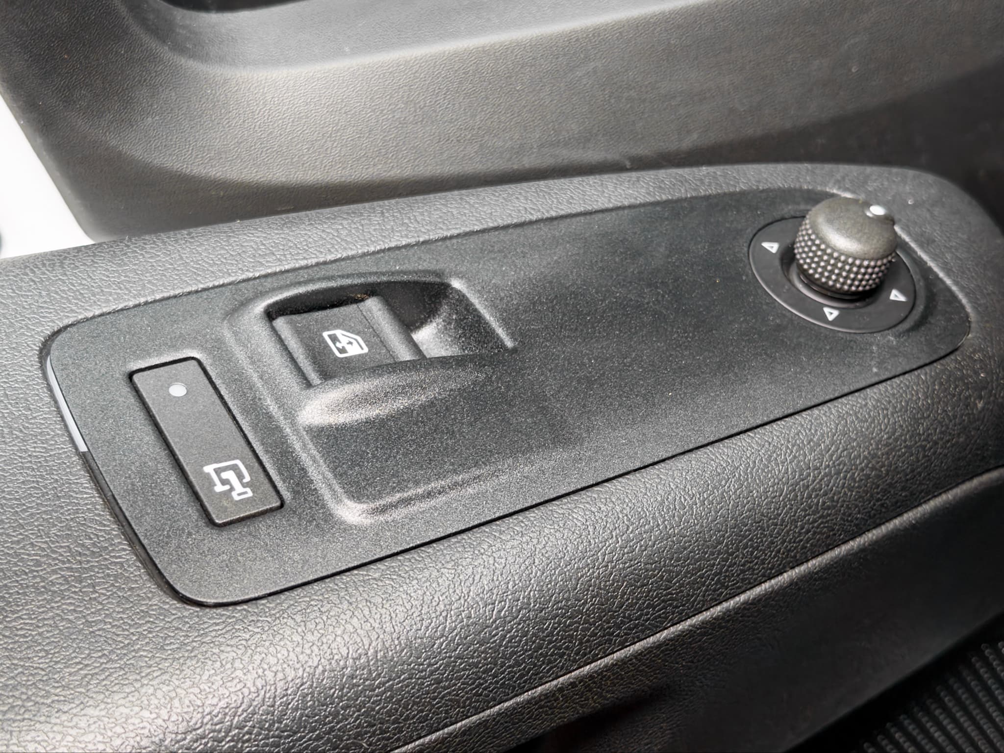 2024 Ram ProMaster 3500 BEV view 7