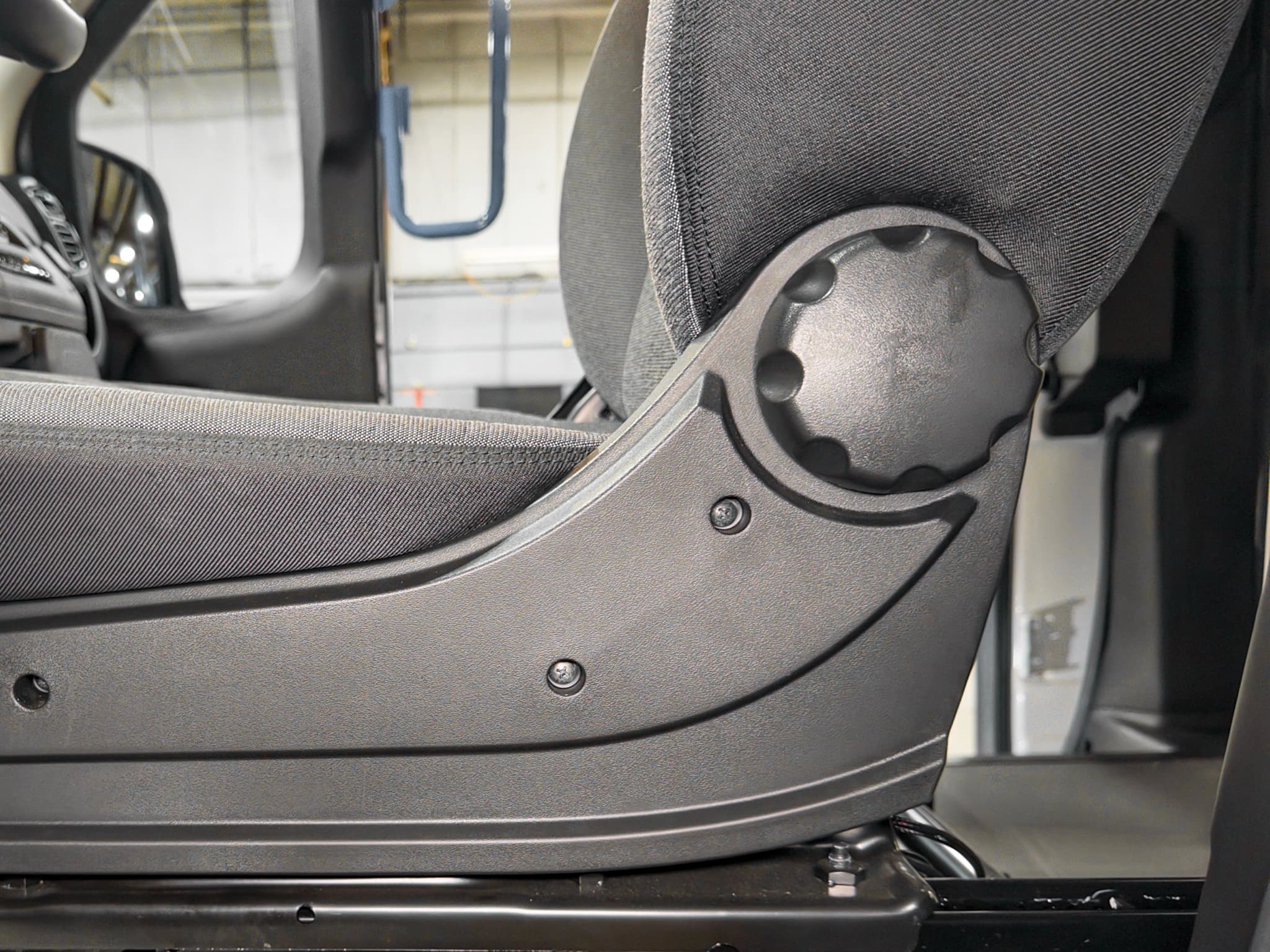 2024 Ram ProMaster 3500 BEV view 6