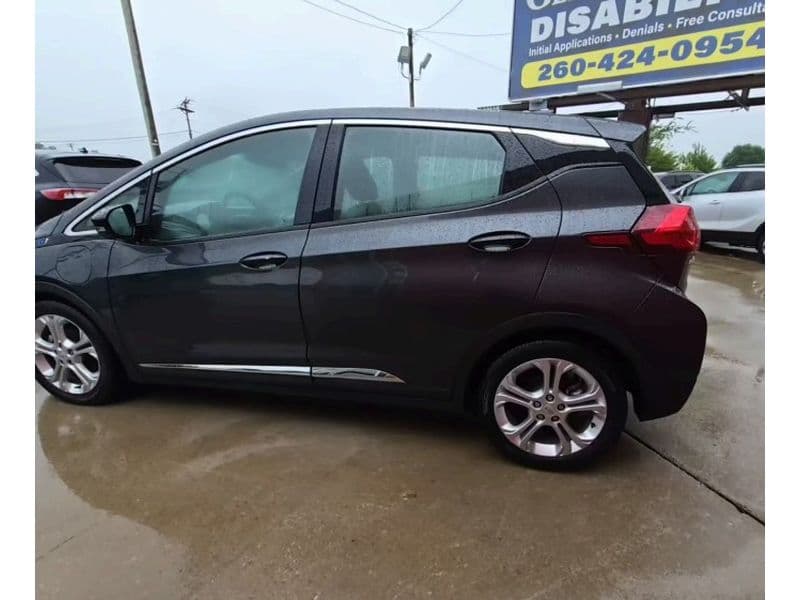 2020 Chevrolet Bolt EV view 2